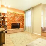 1 Br Wine Journey Apartment